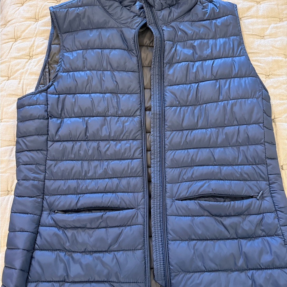 Save the Duck ultralight puffer vest women’s Sz small